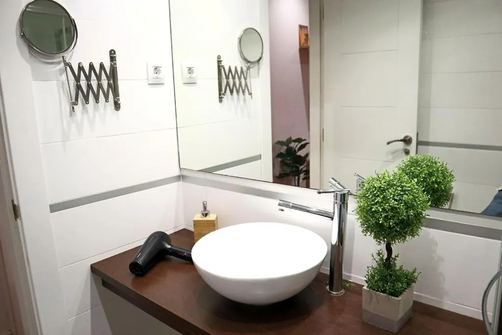 Apartment Amazing Location, Full Equiped City Center! Bajo B Malaga